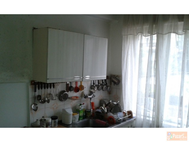 Се продава куќа 110м2 во Кисела Вода