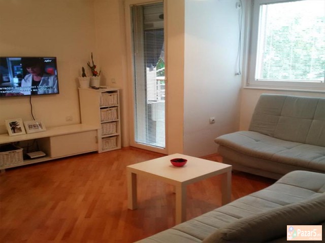 СЕ ИЗДАВА ДВОСОБЕН СТАН ВО ЦЕНТАР