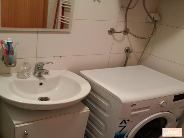 СЕ ИЗДАВА ДВОСОБЕН СТАН ВО ЦЕНТАР