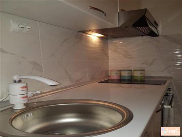 СЕ ИЗДАВА ТРОСОБЕН СТАН ВО КАРПОШ 1