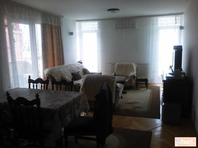 Се продава стан 72м2 во Тафталиџе кај Млечен ресто