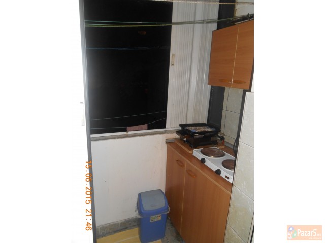 Izdavam Trosoben Stan K.voda