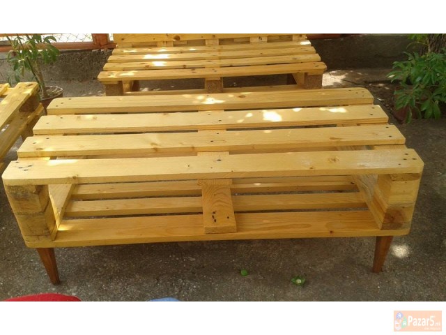 гарнитура од палети за двор