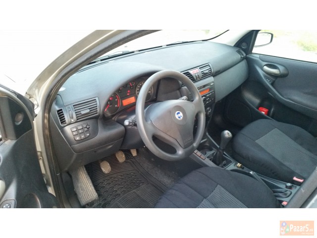 Se Prodava Fiat Stilo