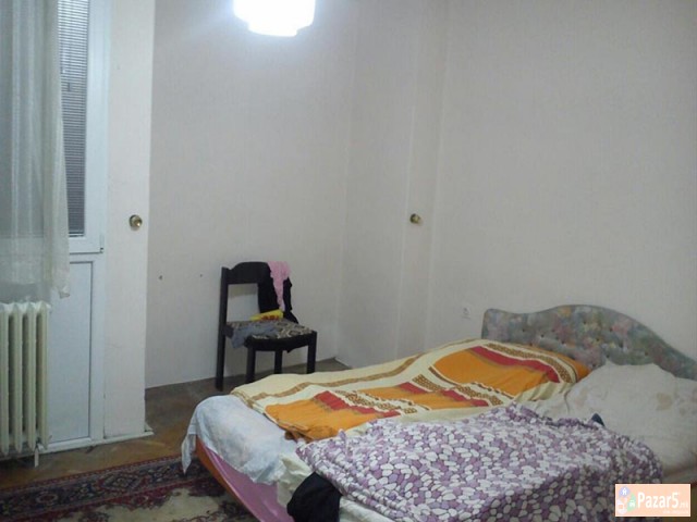 СЕ ИЗДАВА ТРОСОБЕН СТАН ВО ЦЕНТАР