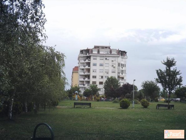 СЕ ИЗДАВА ТРОСОБЕН ПРАЗЕН СТАН ВО НОВО ЛИСИЧЕ