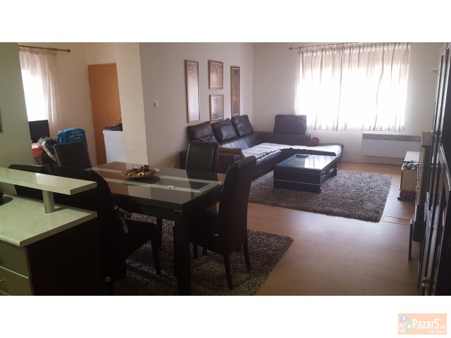 Itno! Trosoben Stan Na Odlicna Lokacija