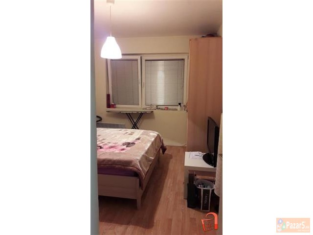 Се продава комплетно реновиран двособен стан во Ае