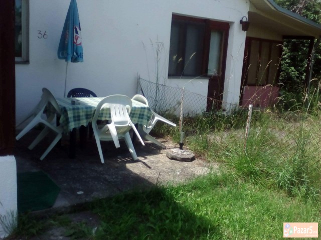 Издавање на викендица во Стење,Преспа.