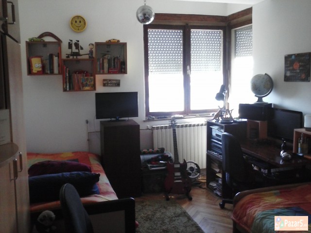 Итно продавам стан во Аеродром