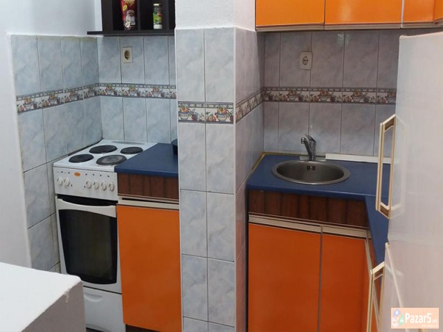 Se Iznajmuva Trosoben Stan Vo Aerodrom