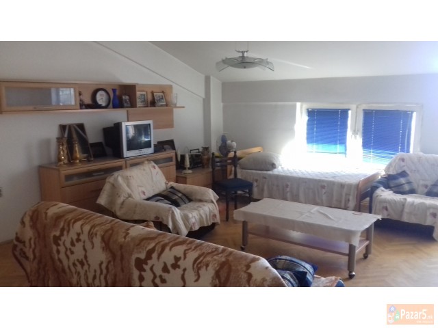 Izdavam Apartman Vo Strog Centar Ohrid