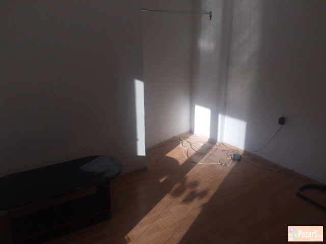 СЕ ИЗДАВА ПРАЗЕН СТАН ЗА КАНЦЕЛАРИИ ВО ДЕБАР МААЛО