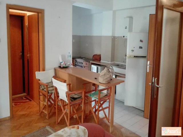 Se Iznajmuva Dvosoben Stan Vo Centar