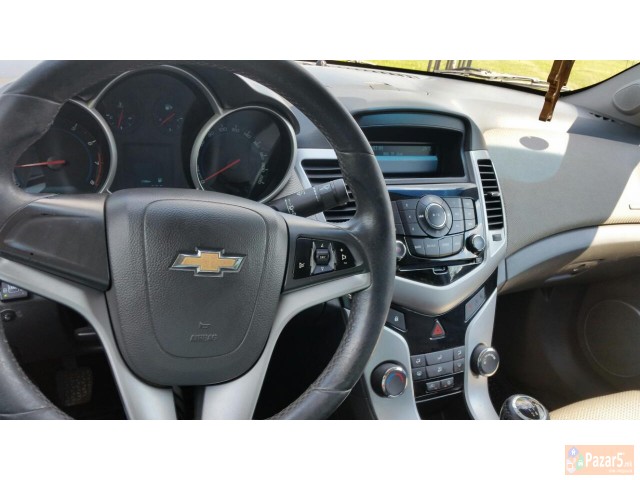 Chevrolet Cruze 16-plin-benzin extra sostojba