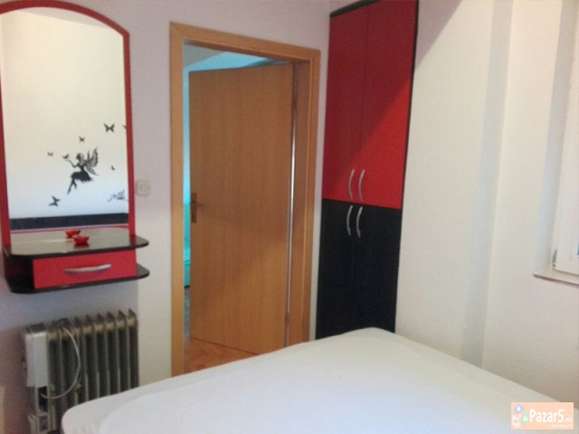 СЕ ИЗДАВА НОВ ДВОСОБЕН СТАН КАЈ НОВА ЖЕЛЕЗНИЧКА