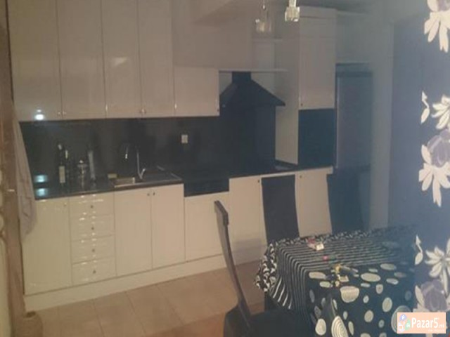 Se Iznajmuva Trosoben Stan Vo Kapishtec