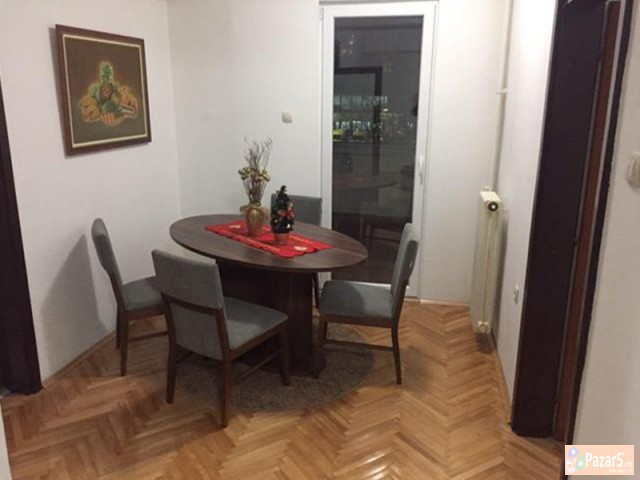 СЕ ИЗДАВА ТРОСОБЕН СТАН КАЈ НОВА ЖЕЛЕЗНИЧКА