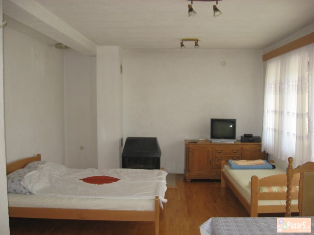 Izdavam Apartmani Vo Pestani-ohrid