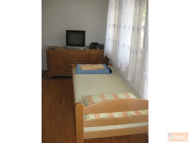 Izdavam Apartmani Vo Pestani-ohrid