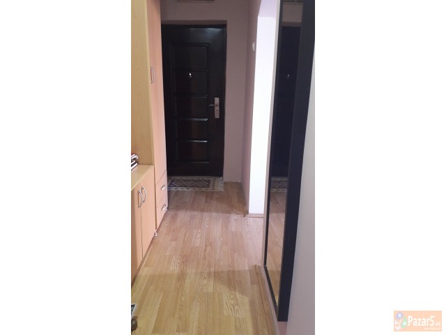 Се продава комплетно реновиран стан во Аеродром