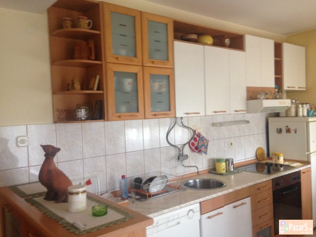 СЕ ИЗДАВА 3-СОБЕН НАМЕСТЕН СТАН ВО КИСЕЛА ВОДА