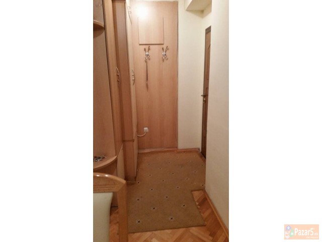 Se Iznajmuva Stan Vo Karpos 4