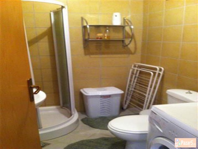 СЕ ИЗДАВА ТРОСОБЕН СТАН ВО ЦЕНТАР