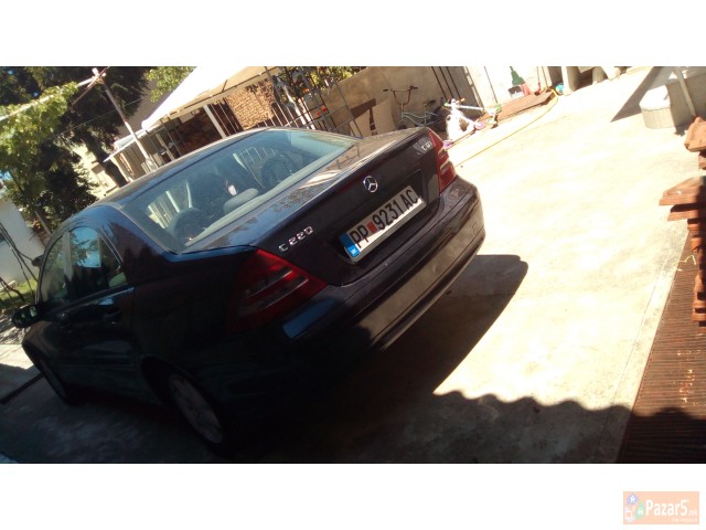 Itno Se Prodava Mercedes C220