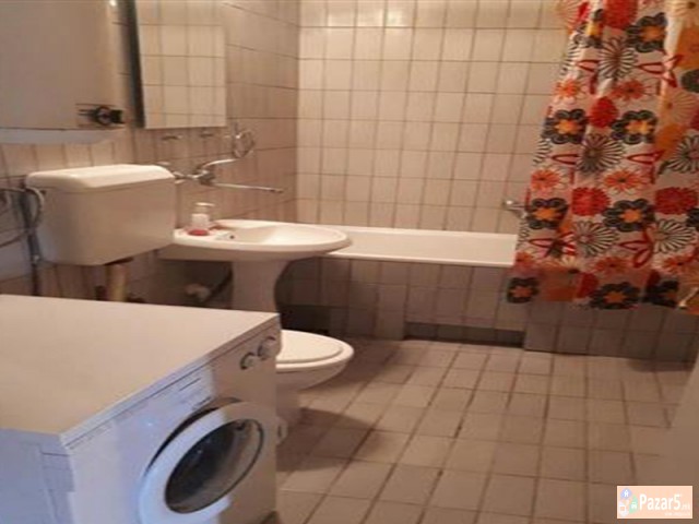 СЕ ИЗДАВА ДВОСОБЕН СТАН ВО ЦЕНТАР