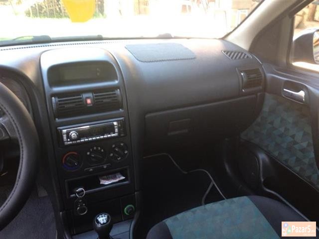 Opel Astra  1.4  16v