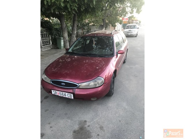 Se prodava Ford Mondeo