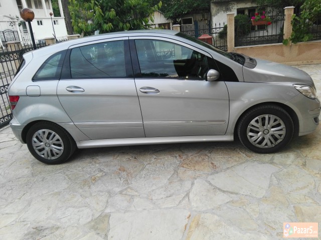 Mercedes Benz B200
