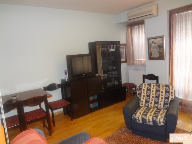 ВО ЦЕНТАР СЕ ИЗДАВА 3-СОБЕН СТАН