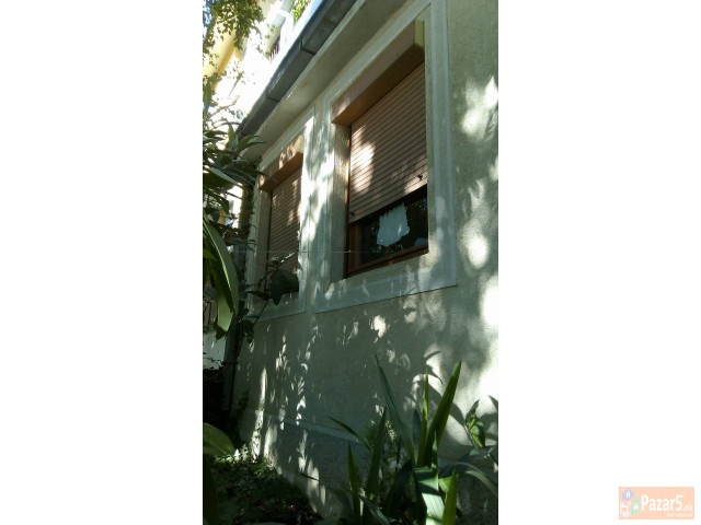 Деловен простор