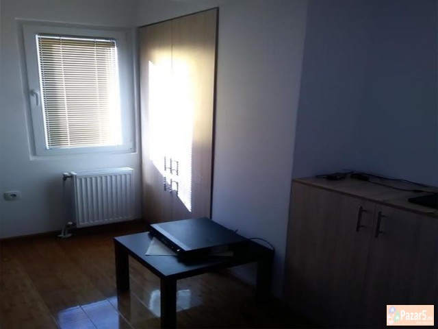 СЕ ИЗДАВА ДВОСОБЕН СТАН ВО АЕРОДРОМ