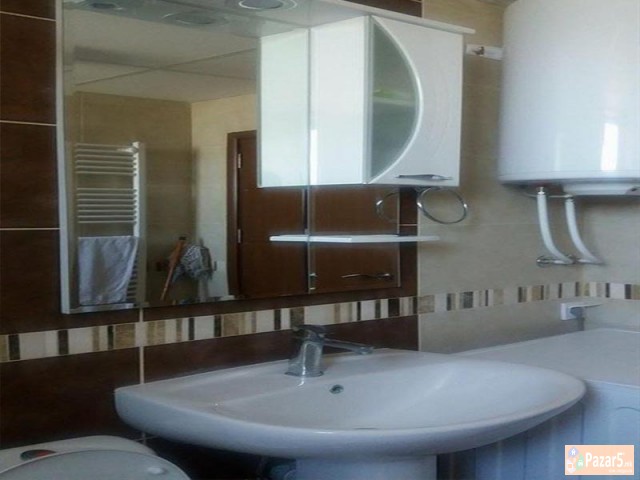 СЕ ИЗДАВА ДВОСОБЕН СТАН ВО КАРПОШ 3