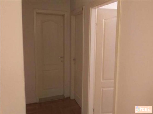 СЕ ИЗДАВА ТРОСОБЕН СТАН ВО КИСЕЛА ВОДА