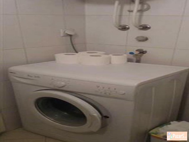 СЕ ИЗДАВА ТРОСОБЕН СТАН ВО КИСЕЛА ВОДА