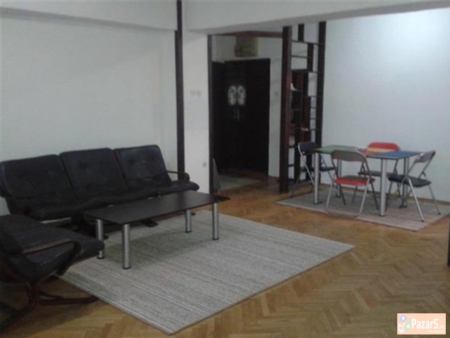 СЕ ИЗДАВА ТРОСОБЕН СТАН ВО КАПИШТЕЦ