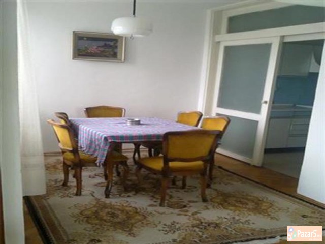 СЕ ИЗДАВА ТРОСОБЕН СТАН ВО ЦЕНТАР