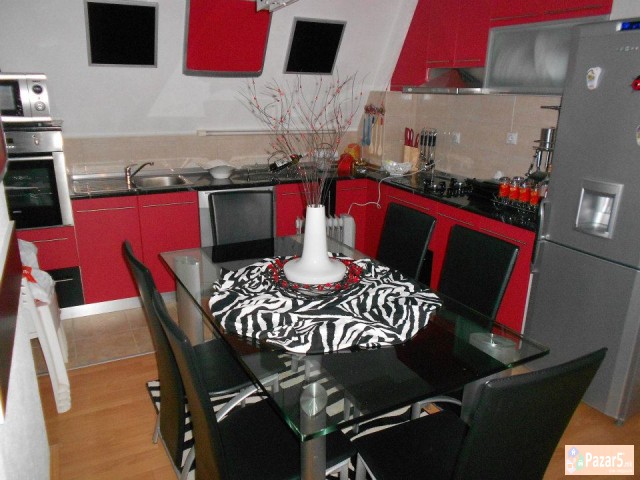 Se Prodava Luksuzen Stan Vo Centar