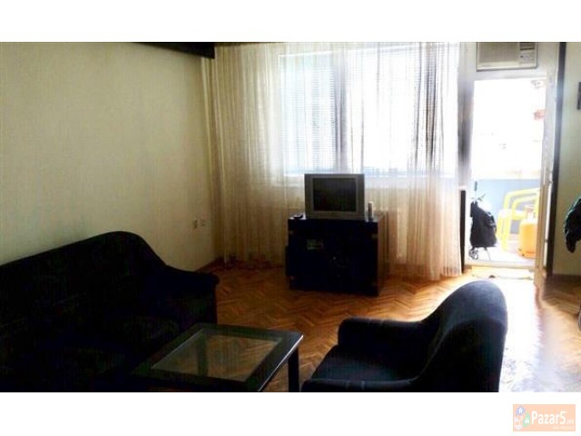 Се издава трособен стан кај Соборен Храм