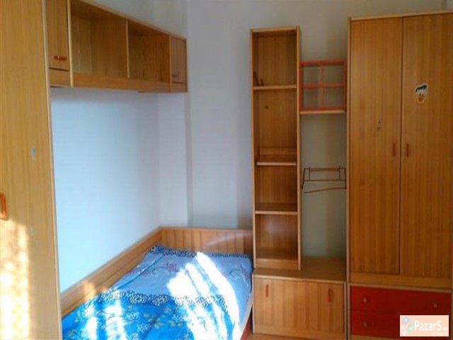 СЕ ИЗДАВА ТРОСОБЕН СТАН ВО АЕРОДРОМ