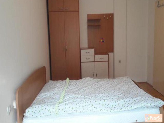 СЕ ИЗДАВА ТРОСОБЕН СТАН ВО АЕРОДРОМ