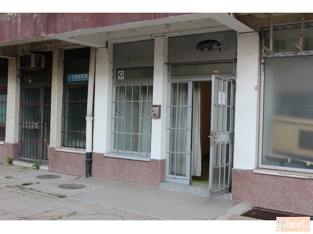 Издавам деловен простор 33м2 Аеродром 120 еур