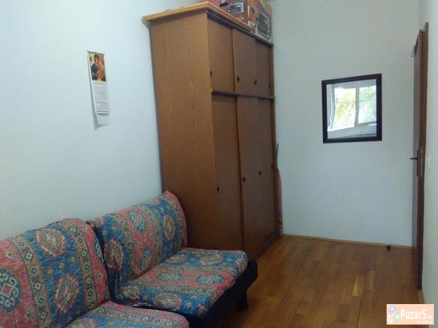  СЕ ИЗДАВА ТРОСОБЕН СТАН ВО КИСЕЛА ВОДА