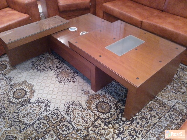 ПРОДАВАМ ГАРНИТУРА ЗА СЕДЕЊЕ