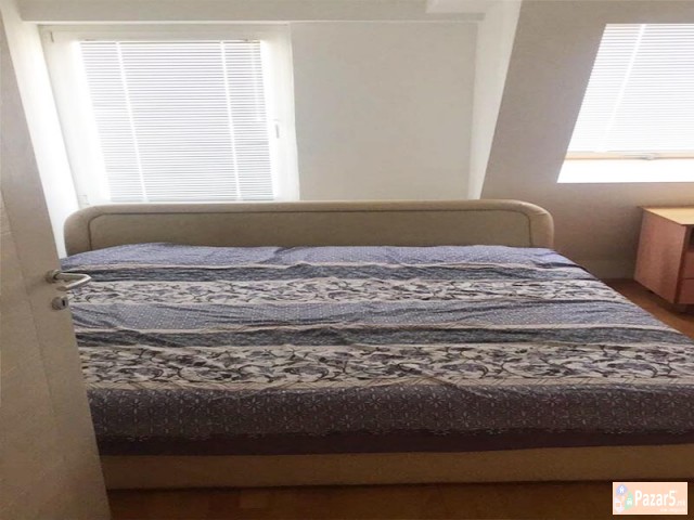 СЕ ИЗДАВА ДВОСОБЕН СТАН КАЈ РАМПА