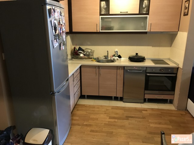 Продаван двособен стан 44м2 на Водно итно!